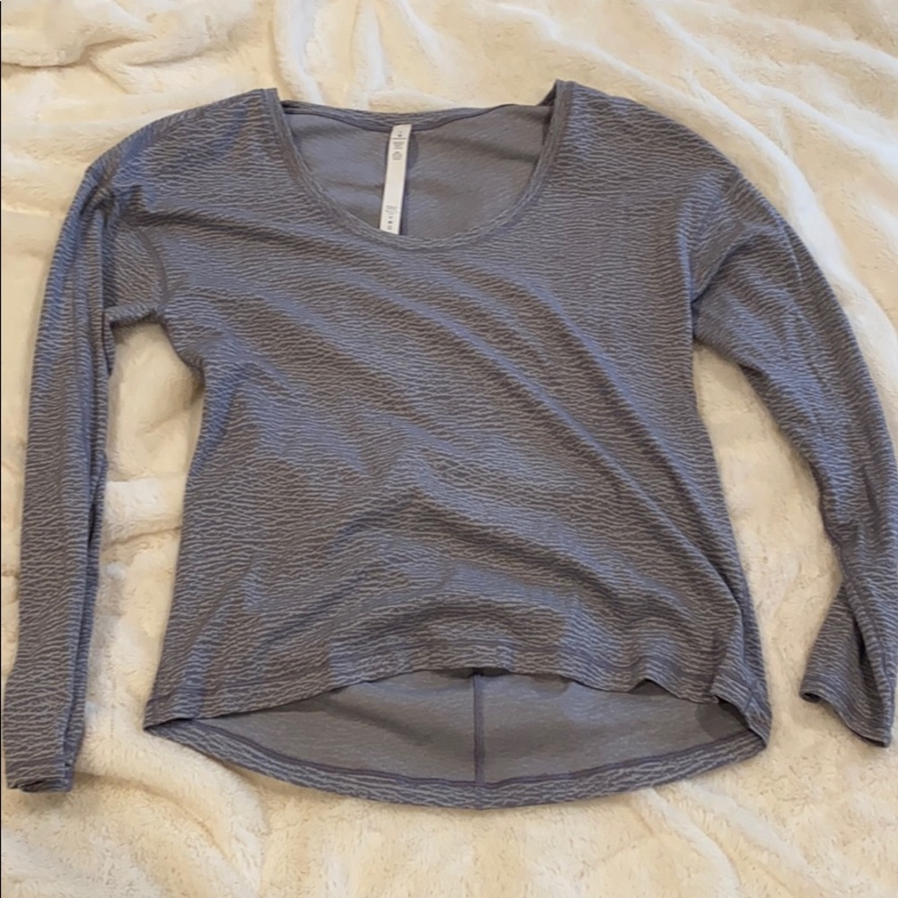 Lululemon loose fitted top